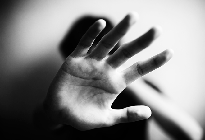 Pandemia deixa legado de violência e desigualdade às mulheres trabalhadoras