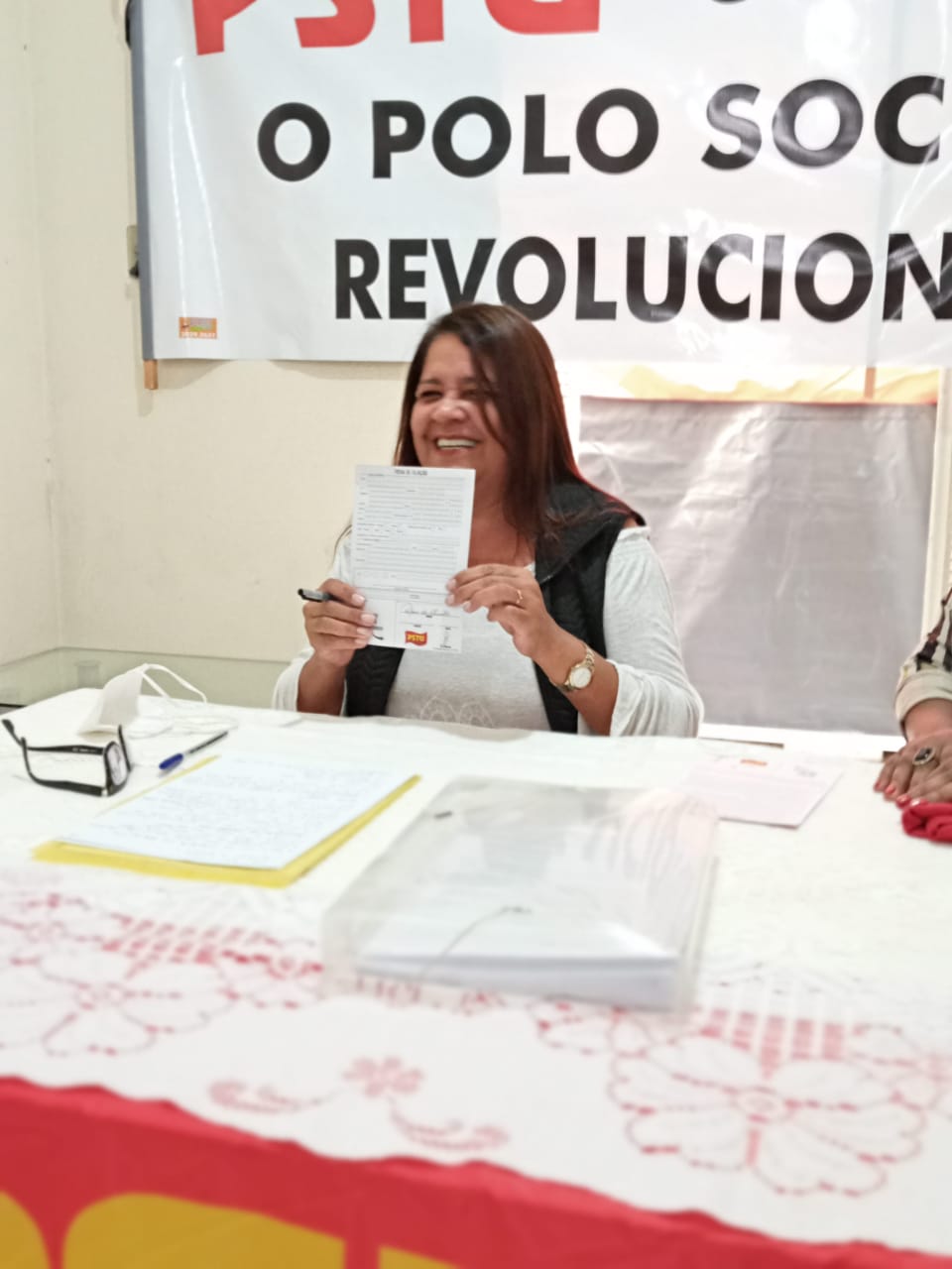 RS: Rejane de Oliveira, ex-presidente do CPERS-Sindicato, filia-se ao PSTU