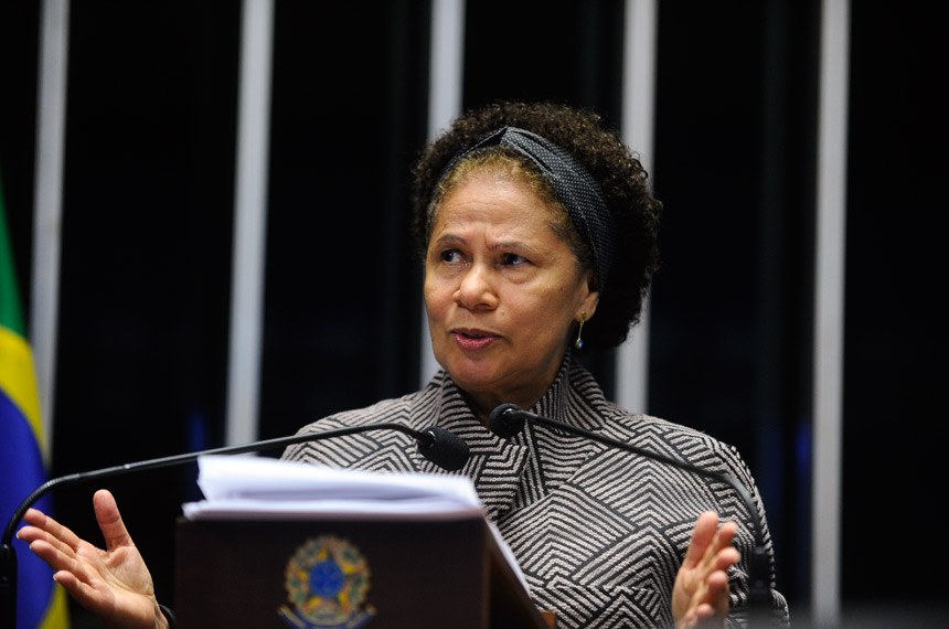 PI: Governadora Regina Sousa (PT) ataca greve dos trabalhadores da educação com desconto de salário