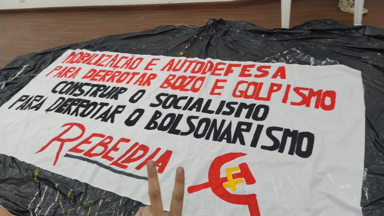 As 5 tarefas da juventude para derrotar o golpismo de Bolsonaro