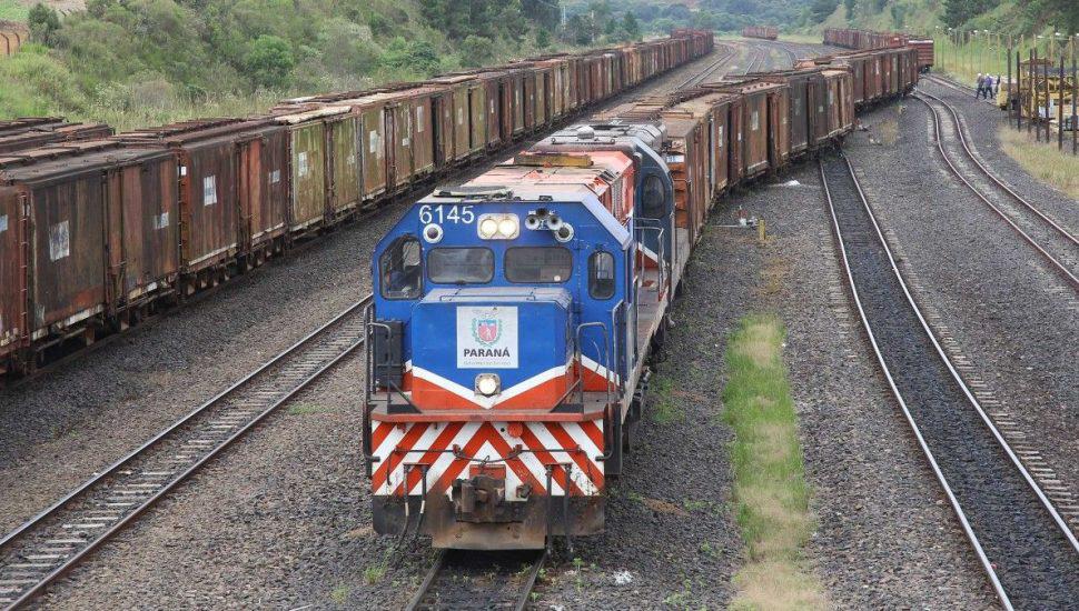PR: Enquanto a fome aumenta, nova ferrovia terá investimento bilionário para beneficiar o agronegócio