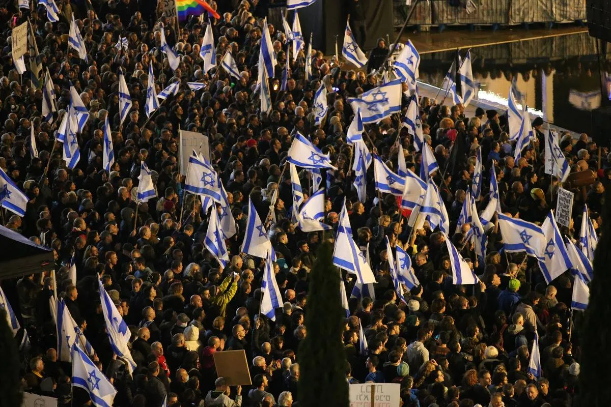Os protestos contra Netanyahu e a farsa da democracia israelense
