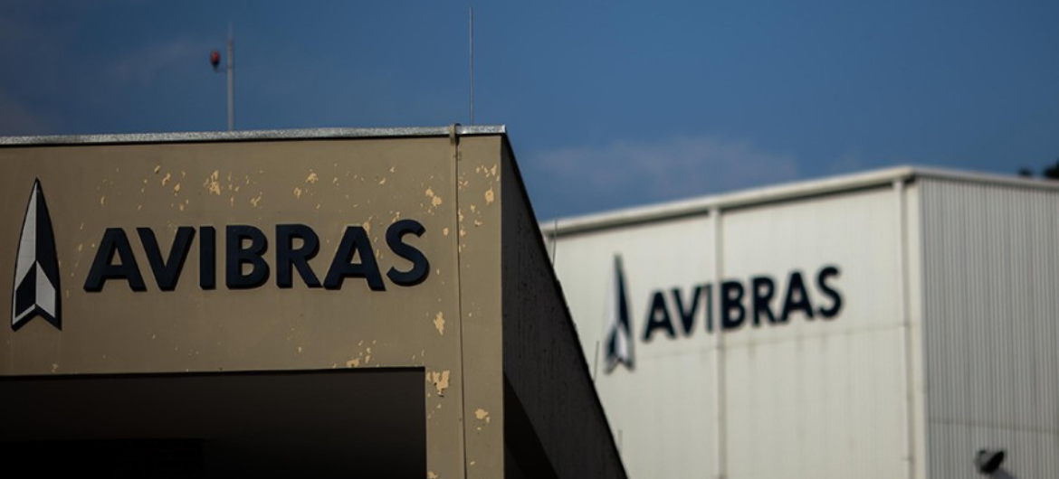 Sindicato cobra do governo Lula proibição da venda da Avibras