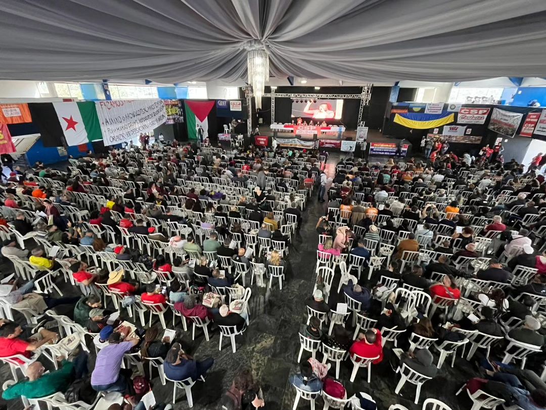 Primeiro dia do 5º Congresso da CSP-Conlutas é marcado pelo internacionalismo e a luta dos povos originários