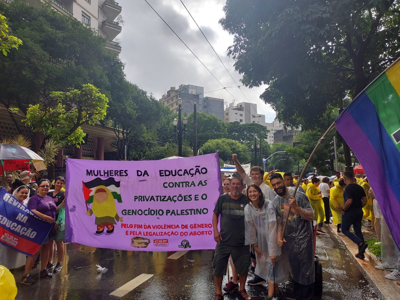 Educação municipal de São Paulo aprova greve no 8 de março, contra os 2% de Nunes