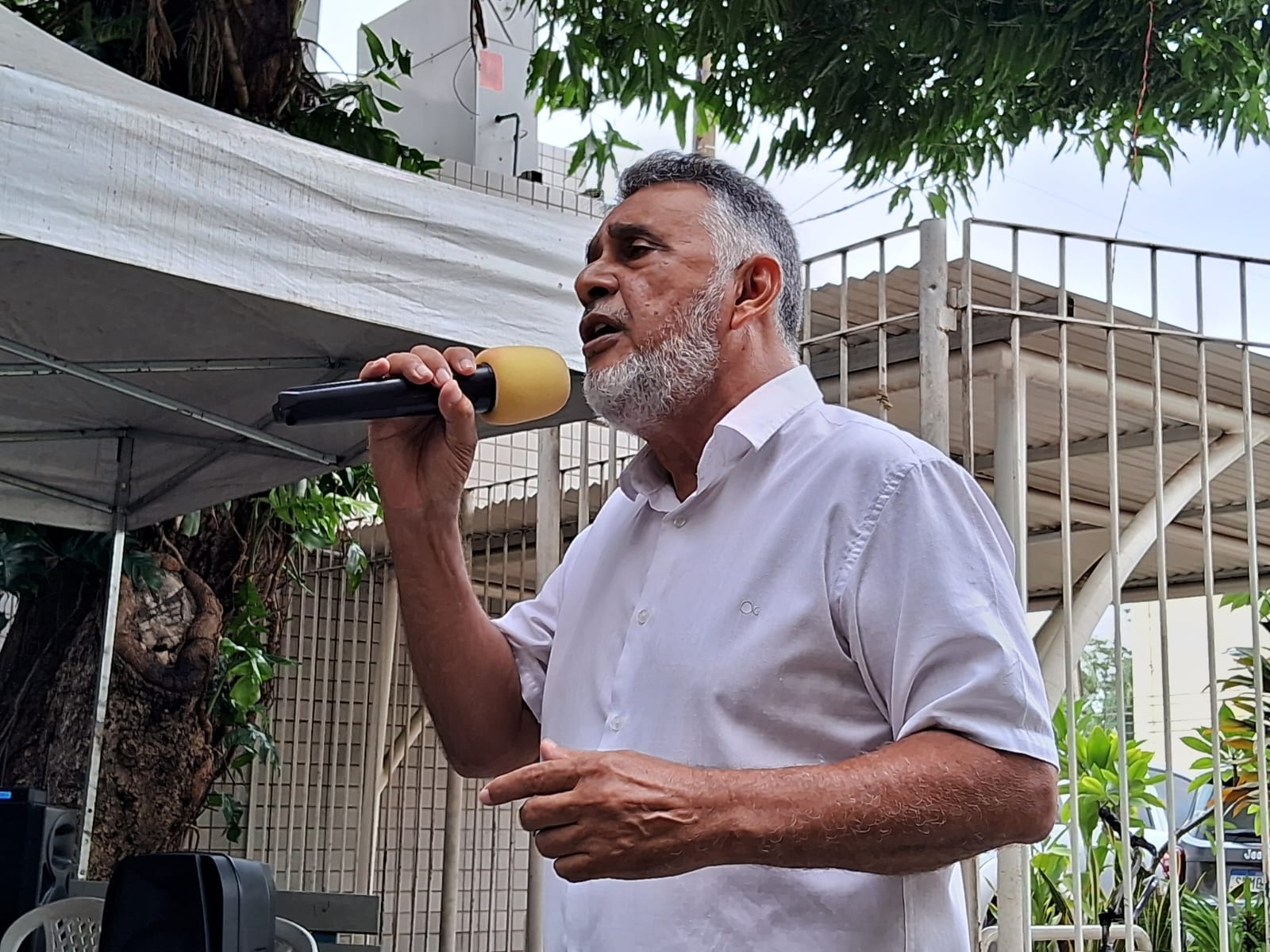 Pré-candidato do PSTU denuncia: "Rafael Fonteles, do PT, está entregando o Piauí"