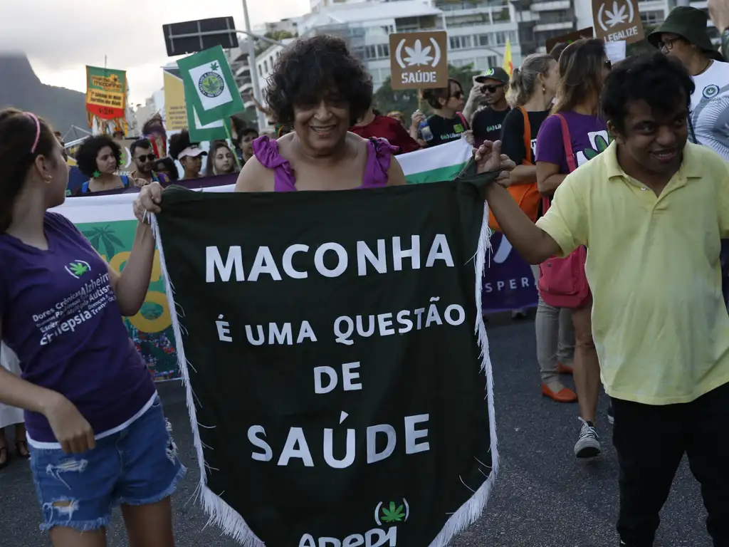 Afinal, a maconha foi ou não legalizada pelo STF?