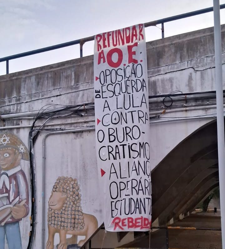 Rebeldia no CONEB: Refundar a Oposição de Esquerda da UNE para combater o governismo no movimento estudantil!