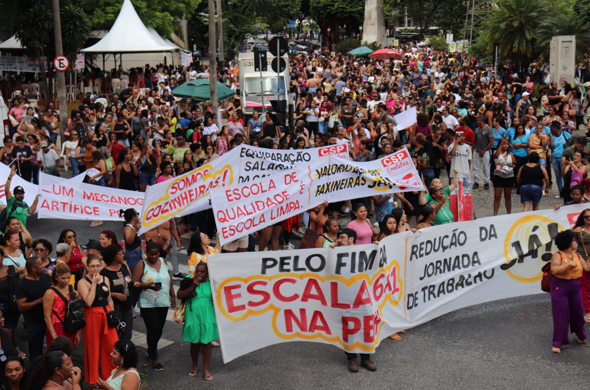 Terceirizados na educação de Belo Horizonte mostram o caminho: lutar nas ruas por melhorias de trabalho e fim da escala 6x1