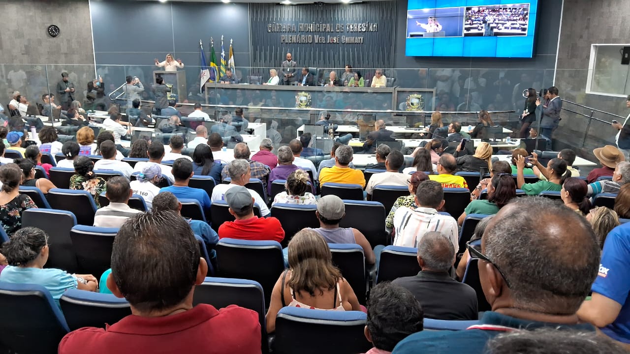 PI: População de Teresina se revolta contra a tarifa e lota audiência pública sobre água e esgoto