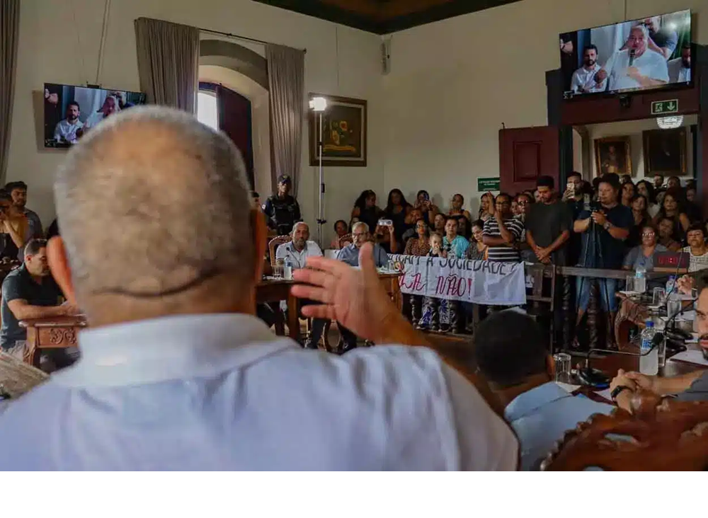 Todo apoio à luta das servidoras e dos servidores públicos de Mariana em luta por um reajuste salarial justo