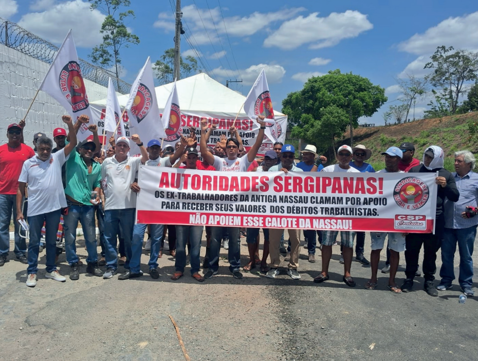 Sergipe: Após fechamento da fábrica de cimento, operários lutam pelo pagamento das verbas rescisórias