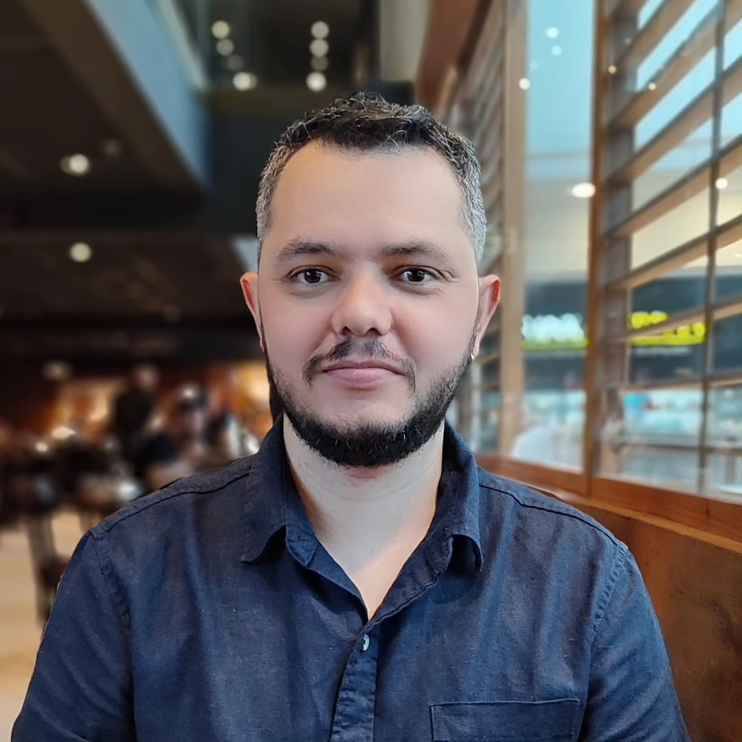 Samuel Mattos, de Curitiba (PR)