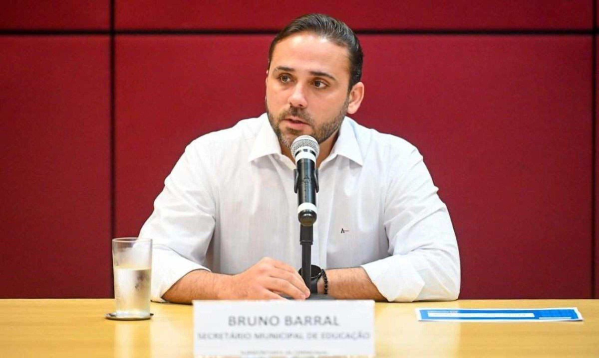 BH: Secretário de Educação Bruno Barral é afastado do cargo por acusação de corrupção. Já vai tarde!
