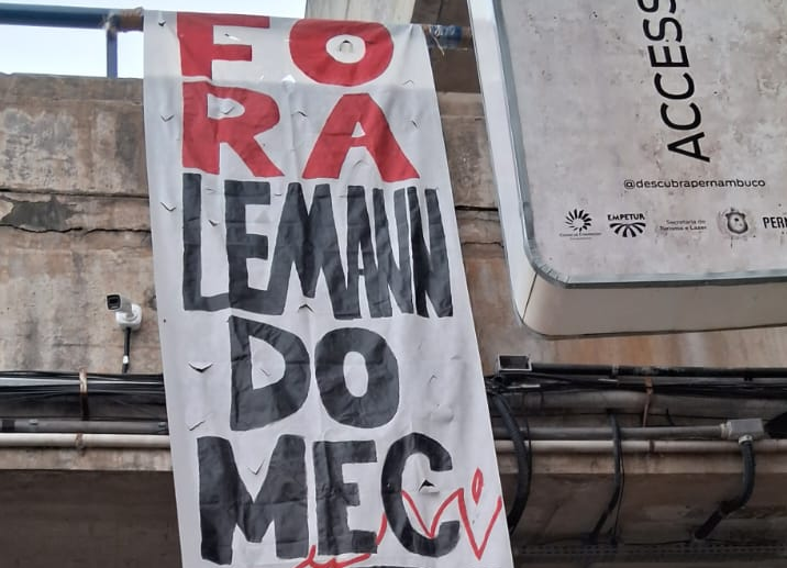 Fora Lemann do MEC e os bilionários da educação!