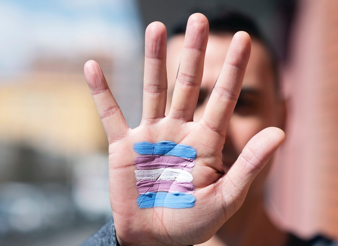 Justiça derruba resolução transfóbica do Conselho Federal de Medicina