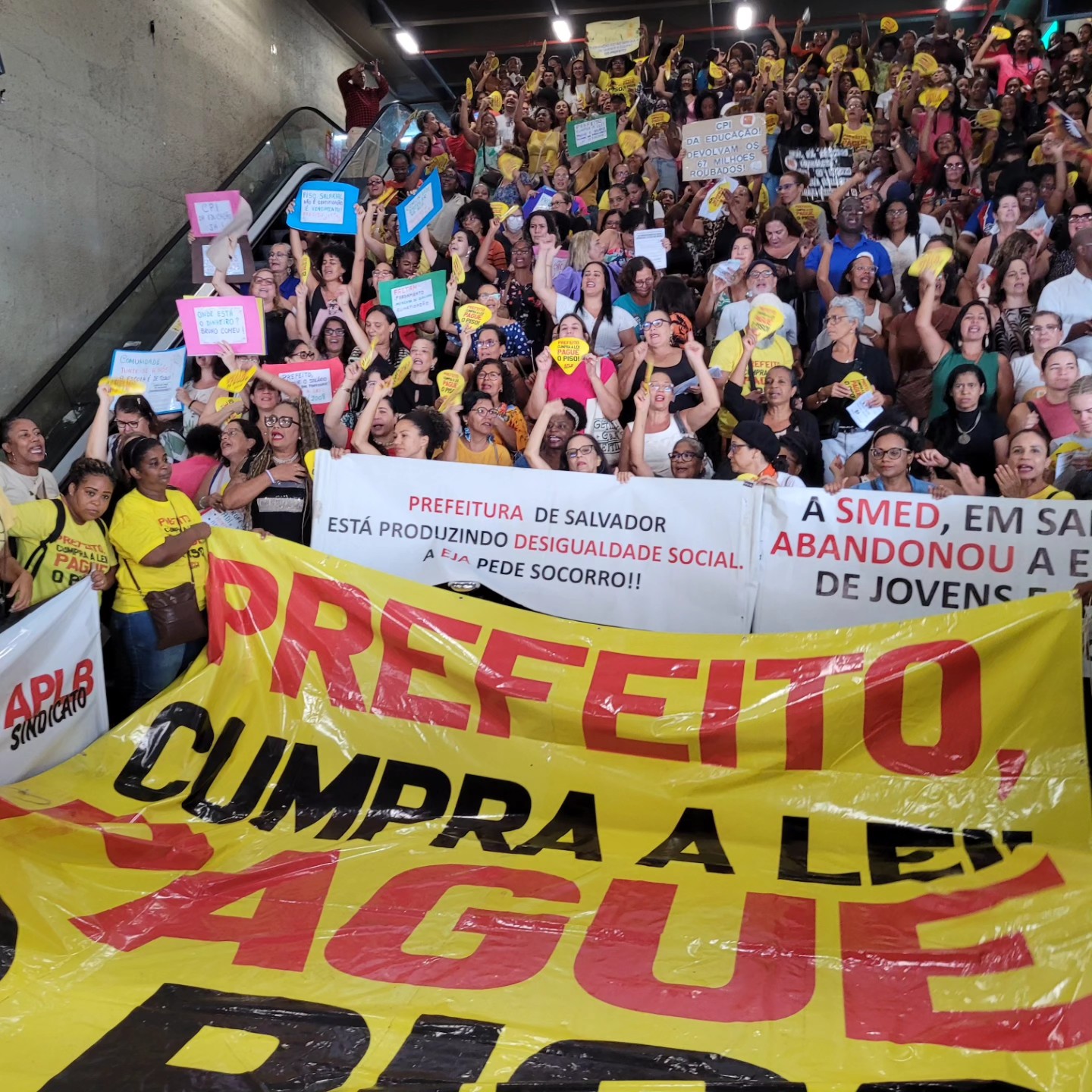 BA: Todo apoio à greve das professoras e professores municipais de Salvador