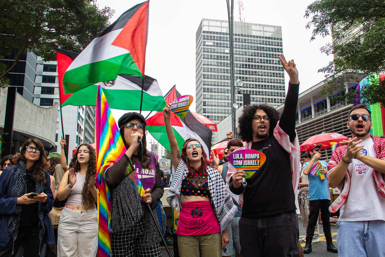 É possível sim defender Palestina e Irã na Parada LGBT+