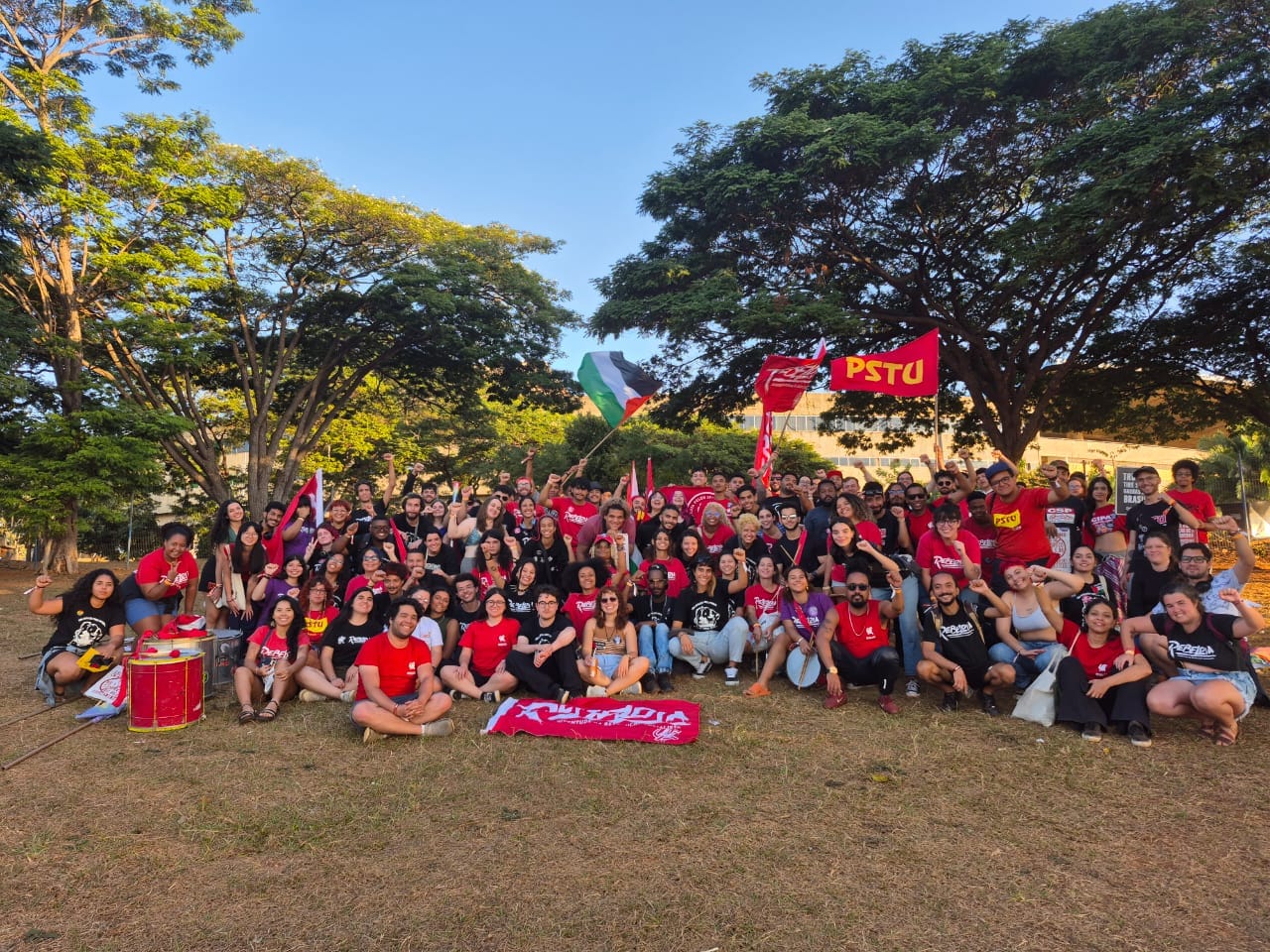 REBELDIA: Nota de esclarecimento sobre a plenária final do Congresso da UNE