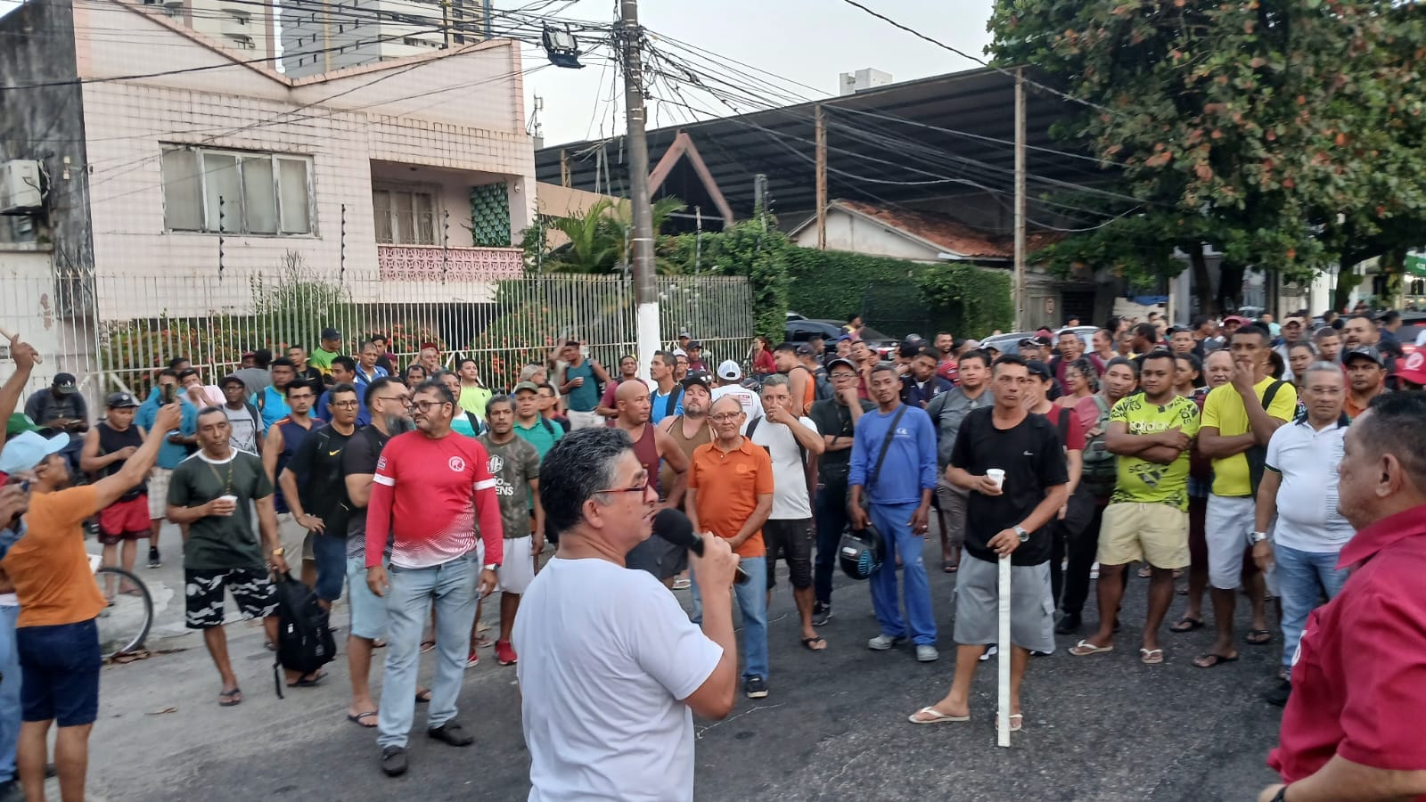 PA: Operários e operárias da construção civil de Belém aprovam paralisação no dia 15