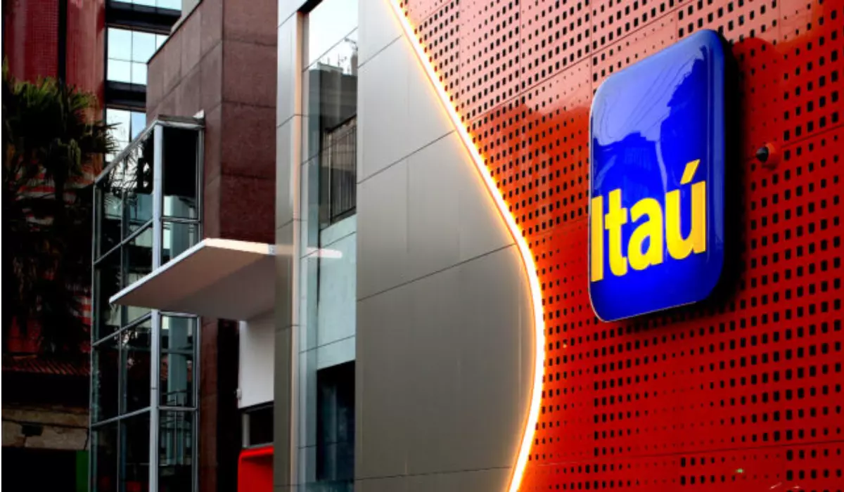 Itaú: R$ 26,6 bilhões de lucro no semestre e mil demissões!