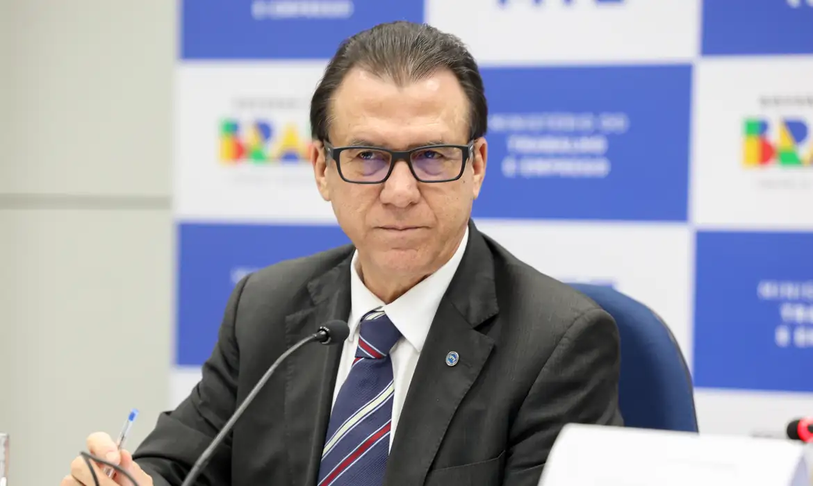 Absurdo: em escandaloso retrocesso, governo Lula anula autuação da JBS por trabalho escravo