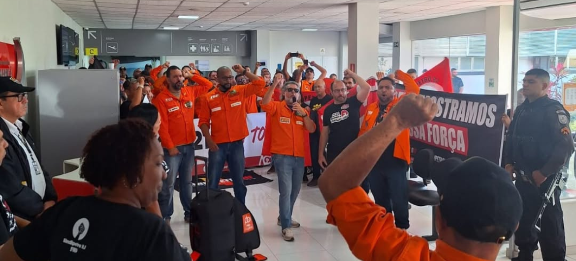 Petroleiros aprovam greve nacional unificada por tempo indeterminado a partir de 15/12