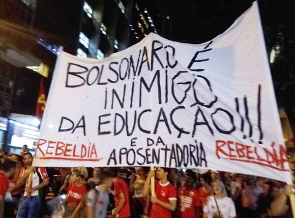 Educação sofre corte absurdo de verbas novamente! Todos às ruas dia 18 de outubro!