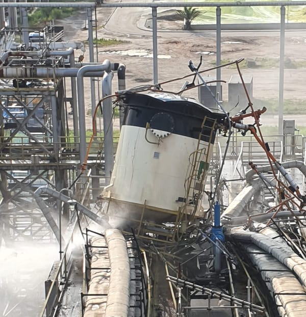 Acidente grave na REDUC coloca trabalhadores e população em risco