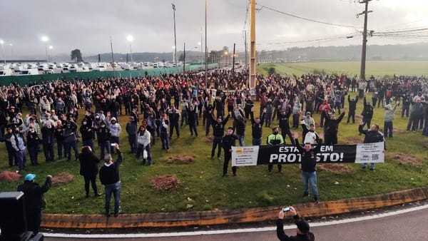 PR: Metalúrgicos da Renault seguem em greve por PLR, em defesa dos empregos e revisão do ACT