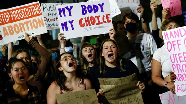 Estados Unidos: Retrocesso no direito ao aborto legal é ataque às mulheres trabalhadoras de todo o mundo