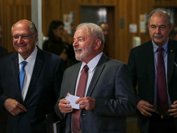 Após a derrota de Bolsonaro, o que esperar do governo Lula na educação?