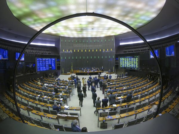 O orçamento de Bolsonaro, a resposta de Lula e a saída revolucionária