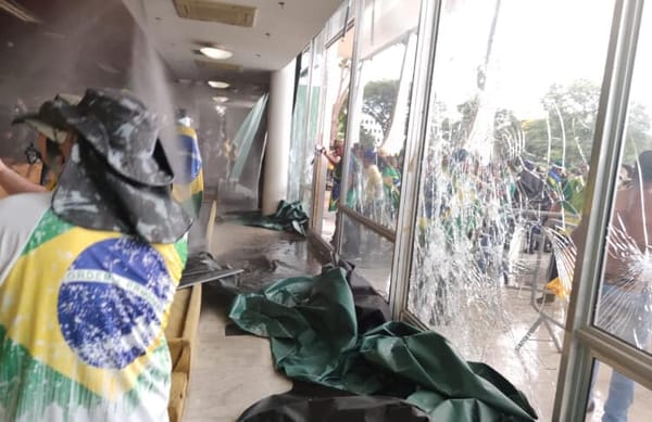 Sem anistia para golpistas, investigação até o final e punição exemplar