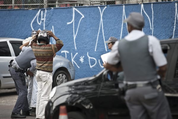 Uma guerra contra os pobres