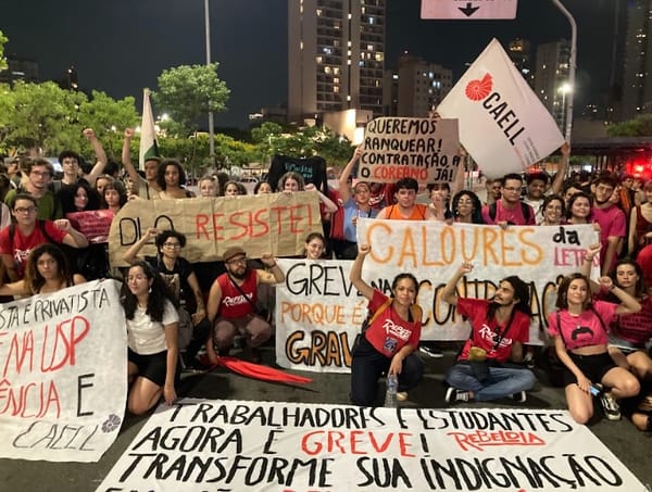 USP: Reitoria não avança nas negociações, estudantes ampliam a greve