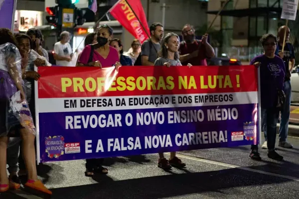 Novo Ensino Médio: diante do impasse entre governo e congresso, seguir lutando pela Revogação!