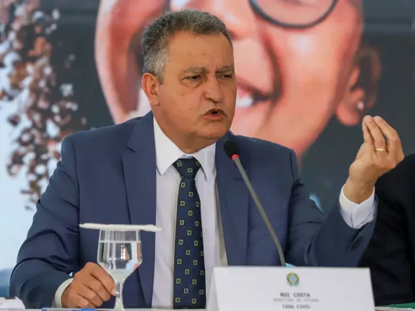 CSP-Conlutas repudia declarações de Rui Costa que desqualificam servidores públicos