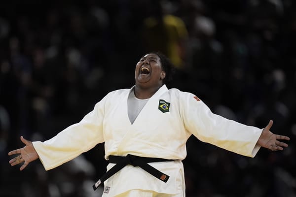 Medalha de ouro de Bia Souza tem gostinho de antirracismo e antissionismo