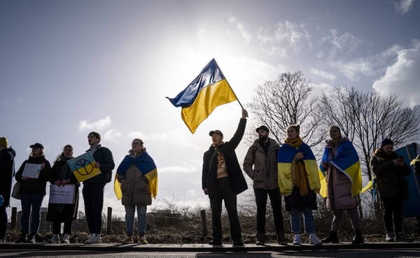 LIT-QI: Não ao rearmamento da UE! Não ao acordo Trump-Putin para divdir a Ucrânia! Todo apoio à resistência ucraniana