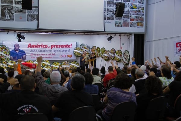 Assista ao ato-homenagem a Américo Gomes