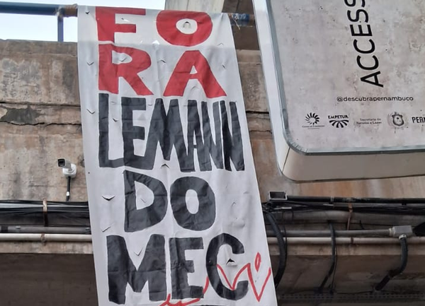 Fora Lemann do MEC e os bilionários da educação!