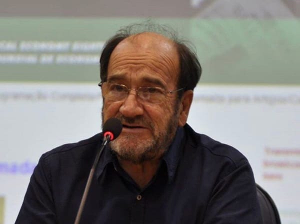 Zé Martins, até o socialismo, sempre!