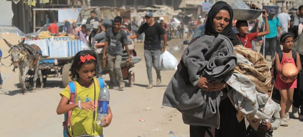 Líderes árabes entregam uma fortuna a Trump em meio ao genocídio em Gaza