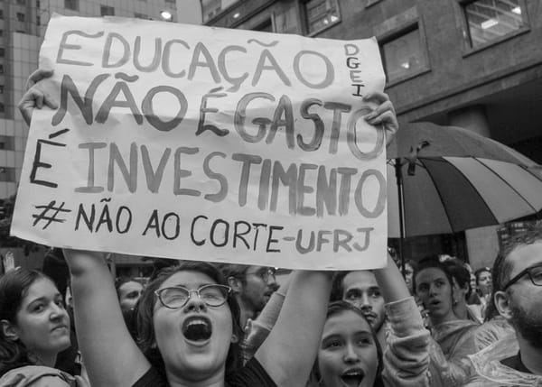 Decreto de Lula precariza universidades e institutos federais