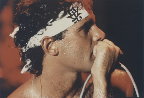 Exposição no Rio de Janeiro viaja pela vida, arte e rebeldia de Cazuza