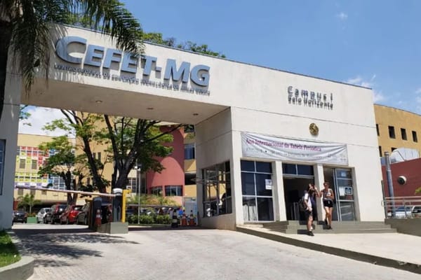 Um projeto de destruição dos CEFET"s