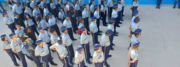 9 razões para dizer não à escola cívico-militar em Minas Gerais