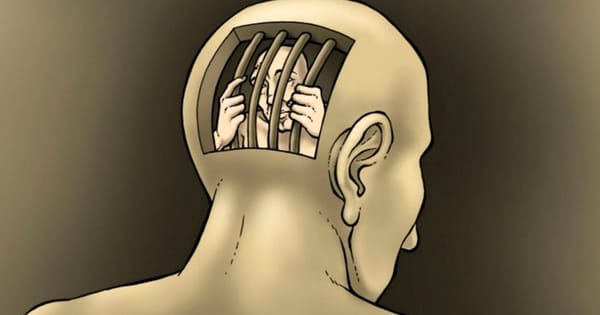 A alienação e o fetichismo: Por que o capitalismo nos rouba a vida e como podemos revertê-lo