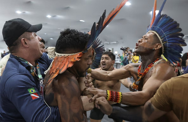COP 30: Evento foi marcado por promessas vazias e pelo avanço dos interesses do capital